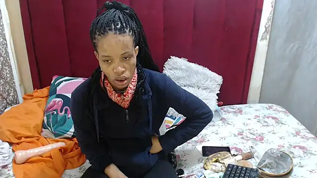 Snapshot of SexyChantyBabe25 chatting on 10/06/25, 10:45 SexyChantyBabe25 online show from 10/06/25, 10:45