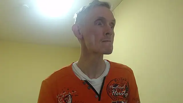 k74robert online show from 12/05/25, 02:03