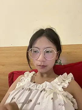 Lil-Gi online show from 09/23/25, 02:20