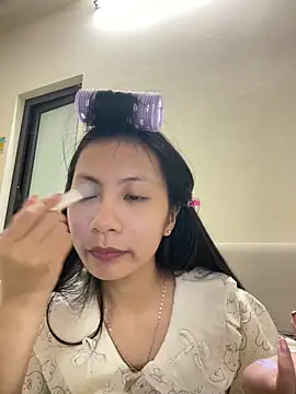 Lil-Gi online show from 12/15/25, 03:05