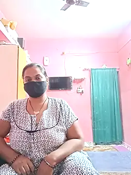 biggbobbsgirl online show from 11/18/25, 06:23