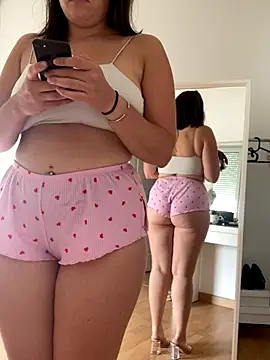 chloedlm5 online show from 09/24/25, 10:07