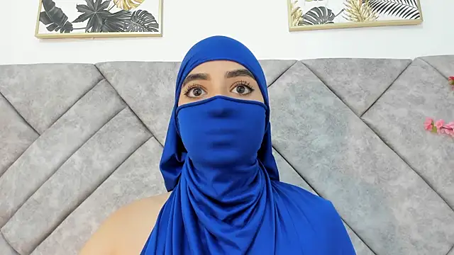 nayiraa  online show from 03/10/26, 07:08