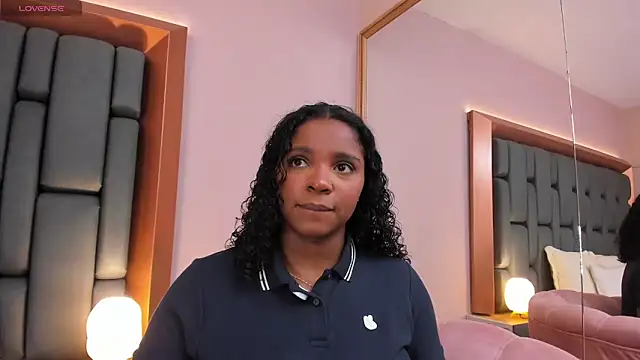 LisaMendez online show from 02/11/26, 03:44