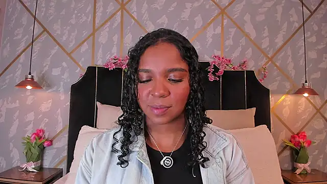 LisaMendez online show from 04/19/26, 04:01