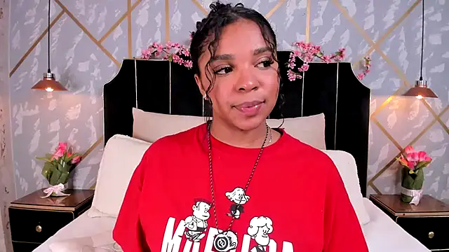 Snapshot of LisaMendez chatting on 05/02/26, 03:55 LisaMendez online show from 05/02/26, 03:55