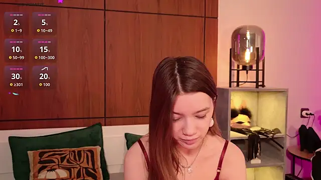 Snapshot of Alison_kisss chatting on 04/24/26, 11:29 Alison kisss online show from 04/24/26, 11:29