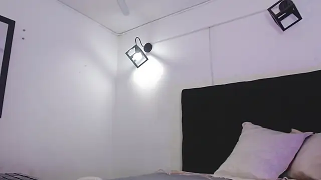 bloom bbc online show from 09/18/25, 08:33