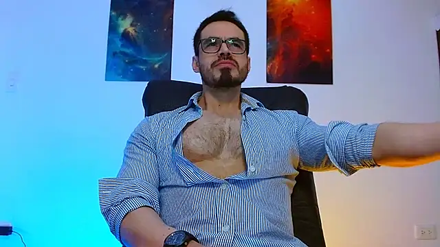 Axel Lover online show from 10/24/25, 12:19