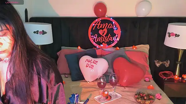 kiraGeiner online show from 09/20/25, 04:41