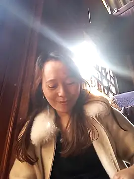 Bianly online show from 12/19/25, 06:31