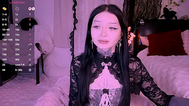 Lein Bone online show from 12/04/25, 12:09