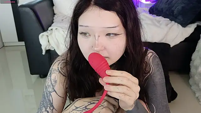 Lein Bone online show from 06/06/26, 12:38