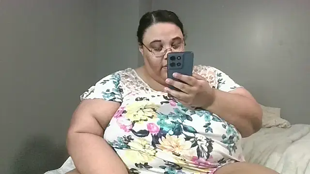 SexyBBW10790 online show from 04/27/26, 02:20