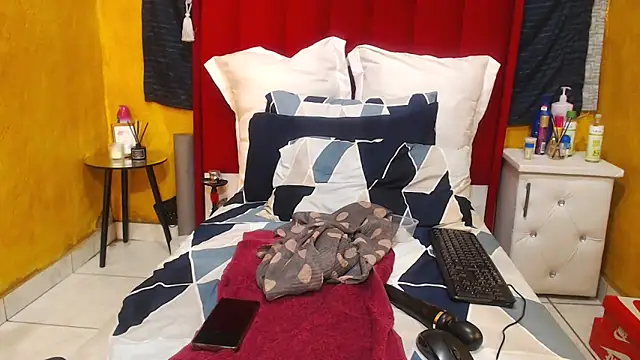 Candycrush2555 online show from 09/18/25, 02:08