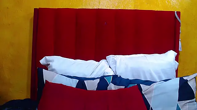 Candycrush2555 online show from 12/14/25, 08:41