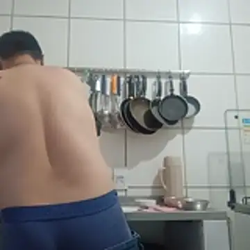 Snapshot of Crocante_Hot chatting on 01/12/26, 08:52 Crocante Hot online show from 01/12/26, 08:52