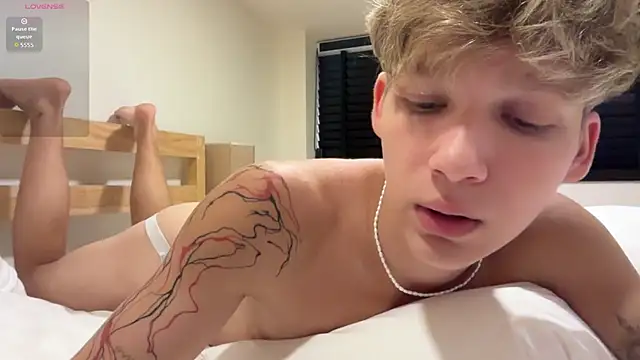 walter cute online show from 05/14/26, 12:23