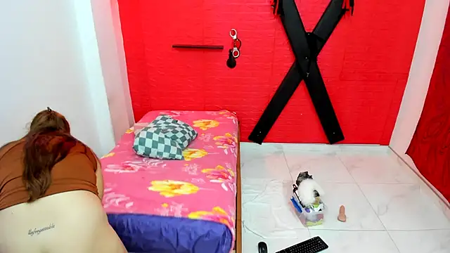 bdsmforever18 online show from 04/18/26, 01:31