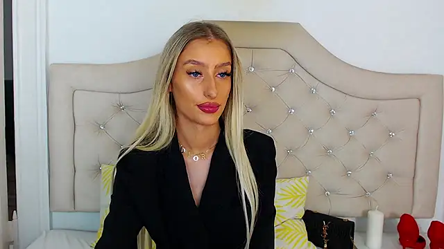 NatalieSensual online show from 11/15/25, 10:01