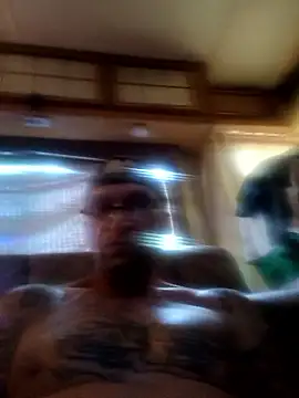 ShawnandDani7074 online show from 04/19/26, 06:10