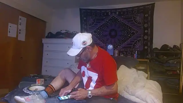 Snapshot of reebokrick650 chatting on 09/09/25, 10:15 reebokrick650 online show from 09/09/25, 10:15