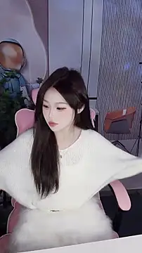 CAICAI BABY online show from 11/26/25, 06:36