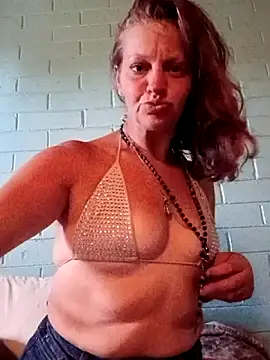 IrishGoddess69247 online show from 06/07/26, 04:44