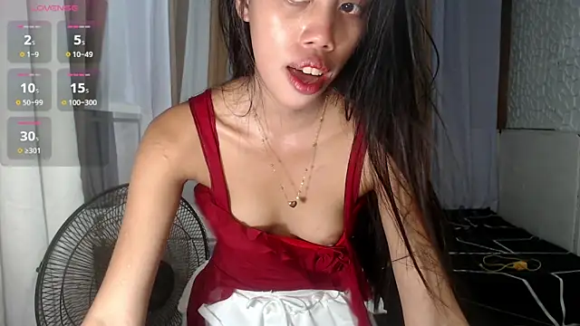 Snapshot of kourtneyluv_ chatting on 04/24/26, 06:05 kourtneyluv online show from 04/24/26, 06:05