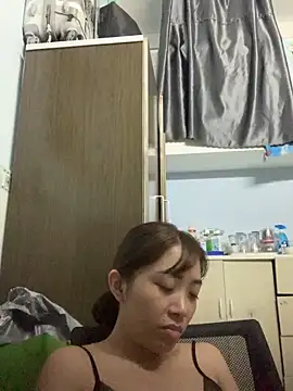 Minee1202 online show from 02/04/26, 04:40