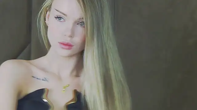 MarilynNova online show from 04/28/26, 04:28