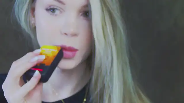 MarilynNova online show from 05/02/26, 04:28
