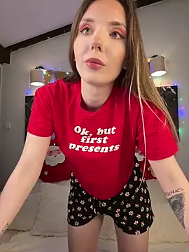 LINA ALL EYES ON YOU online show from 12/19/25, 08:05