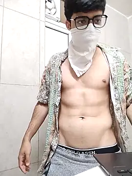 Snapshot of mrmasseur06 chatting on 06/23/26, 12:25 mrmasseur06 online show from 06/23/26, 12:25