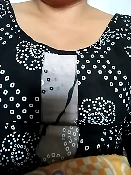 Snapshot of Exotic-bhabhi chatting on 04/12/26, 08:52 Exotic-bhabhi online show from 04/12/26, 08:52