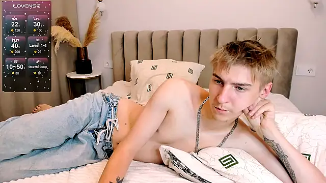 MrSexyCum4U online show from 10/07/25, 06:49