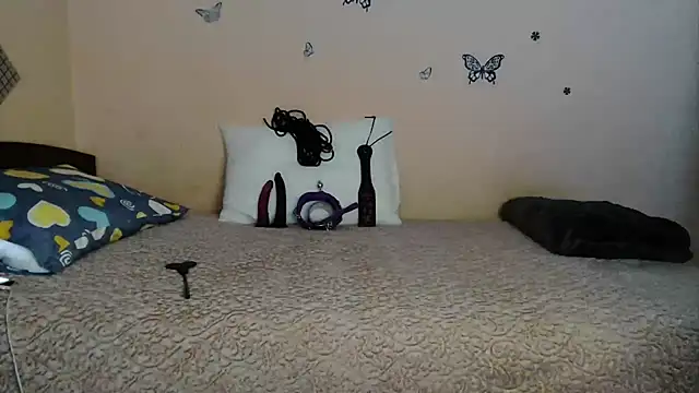 Snapshot of Danna-Sofia chatting on 09/23/25, 04:59 Danna-Sofia online show from 09/23/25, 04:59