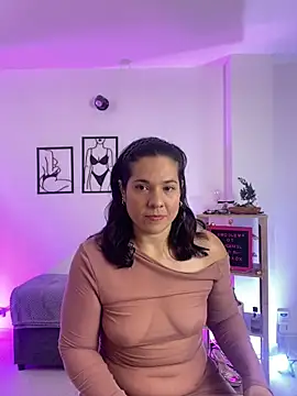 leiablack online show from 12/14/25, 11:04