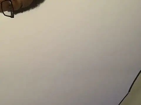 Snapshot of Triggerhappycj100 chatting on 09/20/25, 07:09 Triggerhappycj100 online show from 09/20/25, 07:09