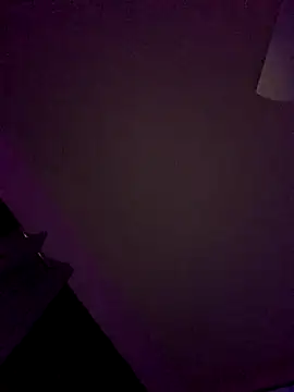 Snapshot of Triggerhappycj100 chatting on 09/26/25, 09:02 Triggerhappycj100 online show from 09/26/25, 09:02