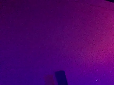 Snapshot of Triggerhappycj100 chatting on 10/12/25, 11:37 Triggerhappycj100 online show from 10/12/25, 11:37