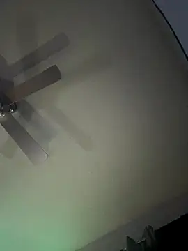 Snapshot of Triggerhappycj100 chatting on 10/29/25, 07:37 Triggerhappycj100 online show from 10/29/25, 07:37