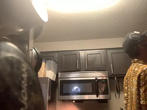 Triggerhappycj100 online show from 11/23/25, 08:30