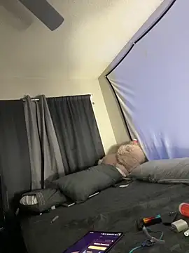 Triggerhappycj100 online show from 02/04/26, 10:43