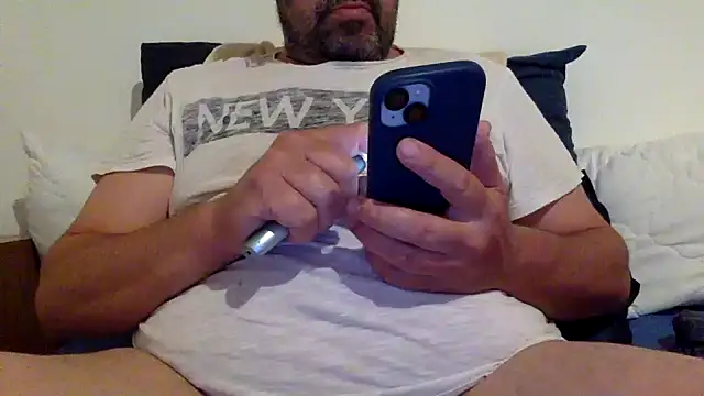 Snapshot of steve669_hot chatting on 07/30/26, 08:08 steve669 hot online show from 07/30/26, 08:08