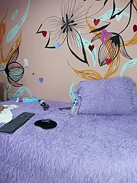 Amber-08 online show from 10/22/25, 01:33