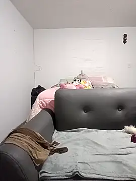 Estefania Arce online show from 03/12/26, 12:06