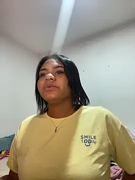 Snapshot of nudesketch1 chatting on 10/16/25, 03:40 nudesketch1 online show from 10/16/25, 03:40