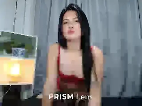 Urasian ladybug online show from 09/29/25, 04:39