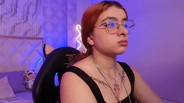 Naomy tay1 online show from 11/23/25, 03:39